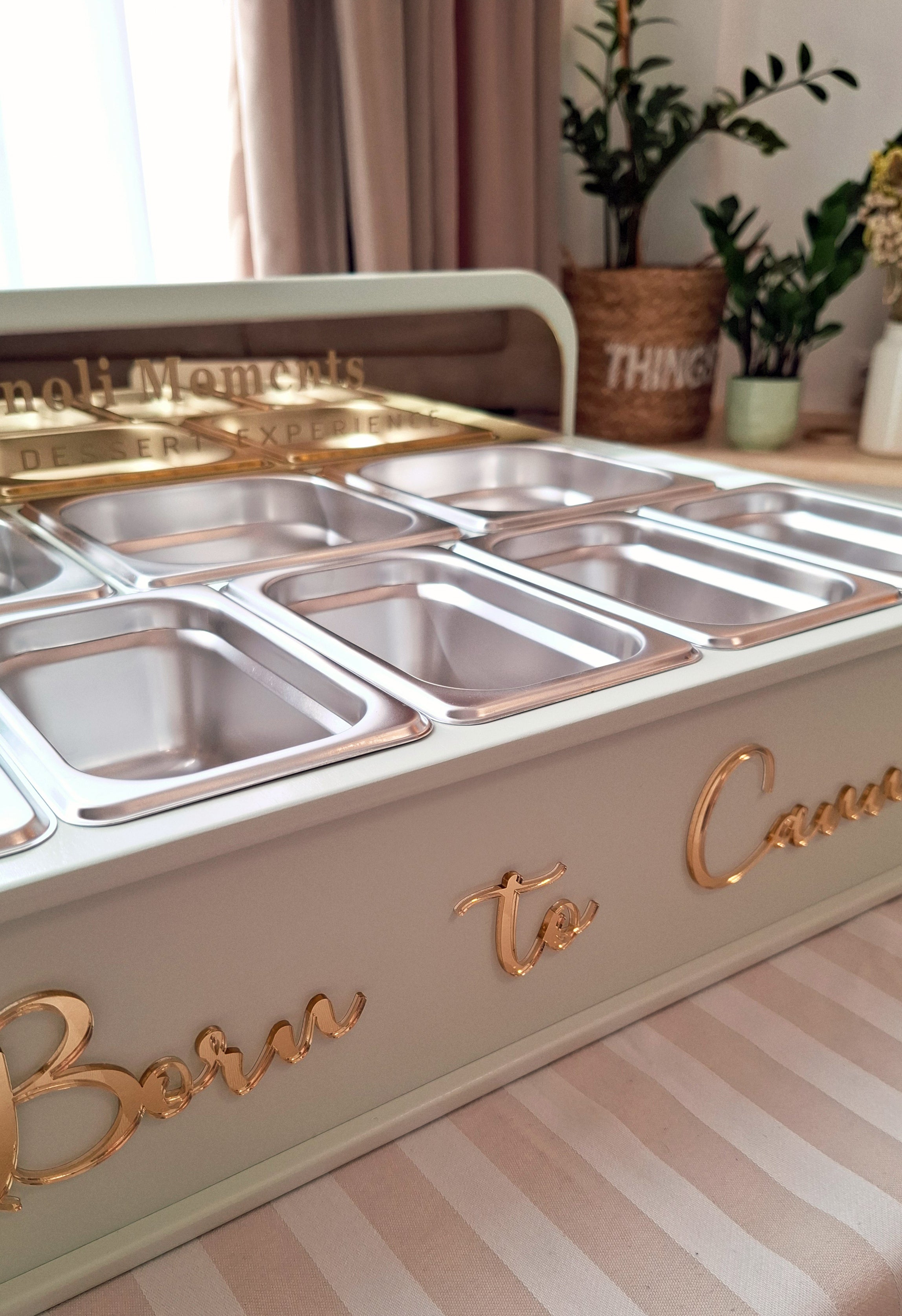 Wearable Serving Tray – Mobile Food & Dessert Serving Statio